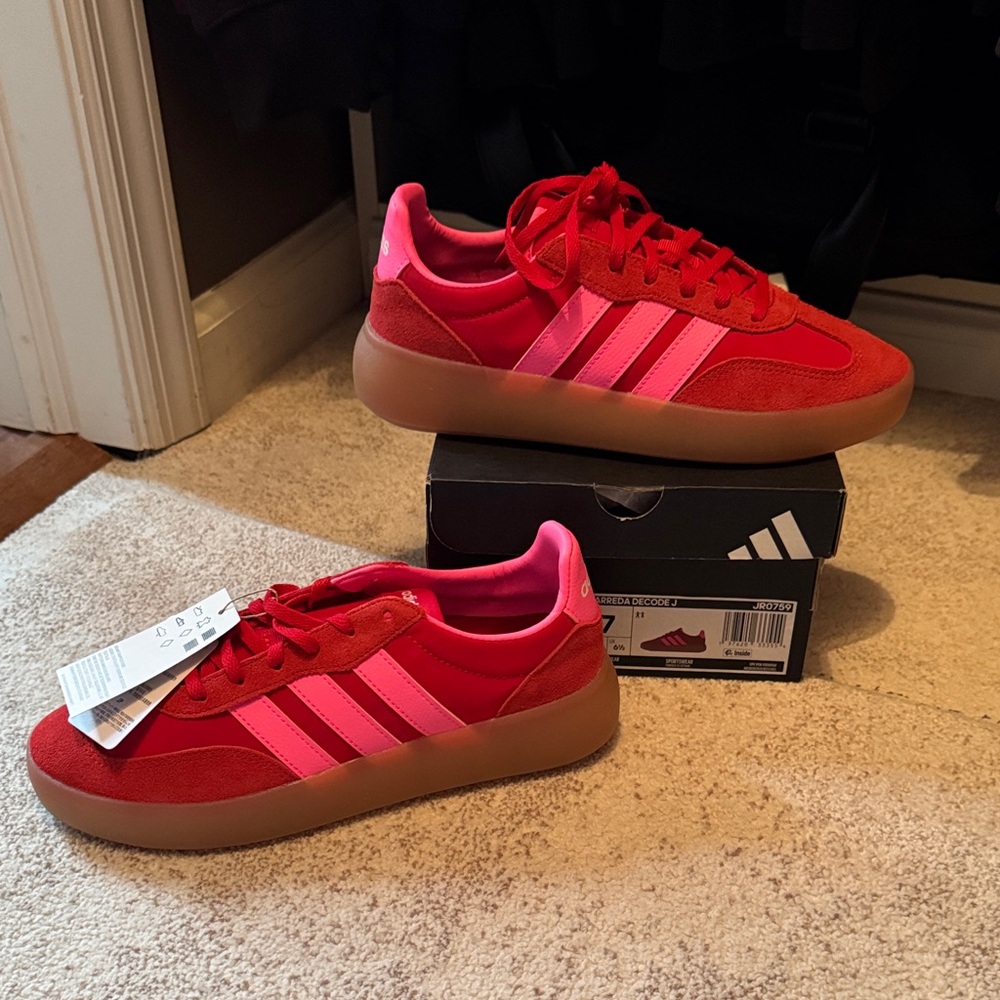Adidas Vibrant Red and Pink Sneakers Barreda Decode J. size 7M - 9W